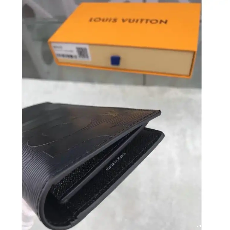 Official Brother Sam LV 19T1L0584 Bags 0731